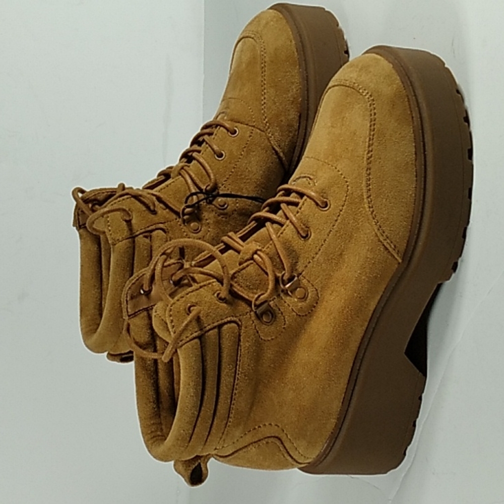 Platform 'Forever 21' Unisex Brown Boots Size 7.5 Shoes.